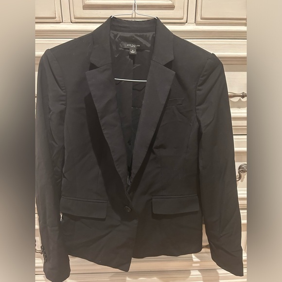 Ann Taylor Blazer size 8 - Picture 1 of 7